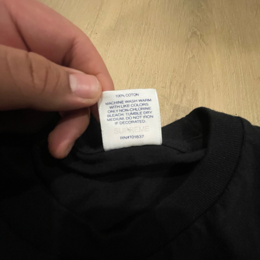 Supreme shirt - Picture 4 of 5